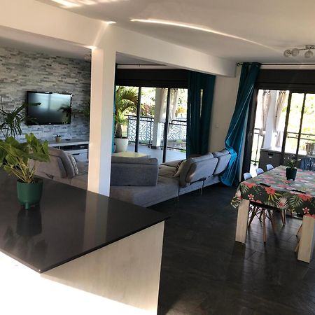 Le Clos D'Isis - Piscine Chauffee Le Tampon Room photo